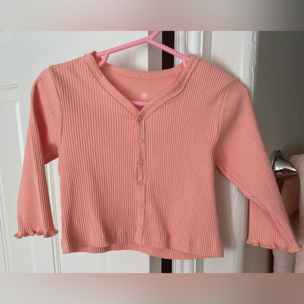 Honest toddler sweater. Like new. Perfect condition.